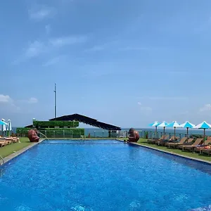 Sulis & Hotel Kuta Lombok